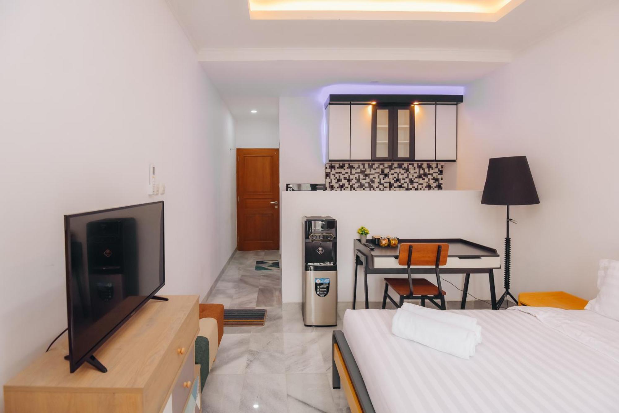 Padma Amita Hotel